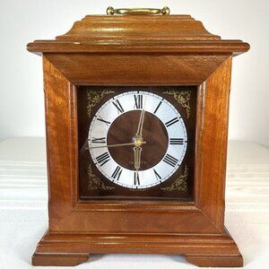 VTG 70s Wooden Mantel Clock Quartz Roman Numeral Carriage Style Taiwan Cottage